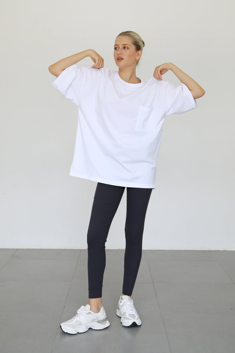 Oversized T-shirt with Pockets - White