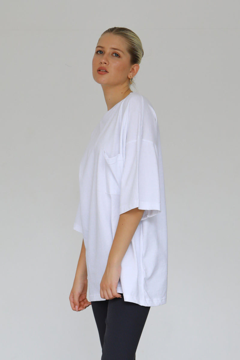 Oversized T-shirt with Pockets - White
