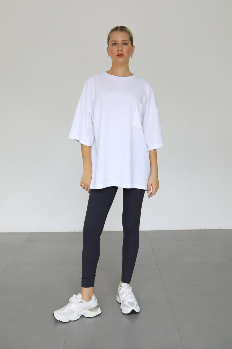 Oversized T-shirt with Pockets - White