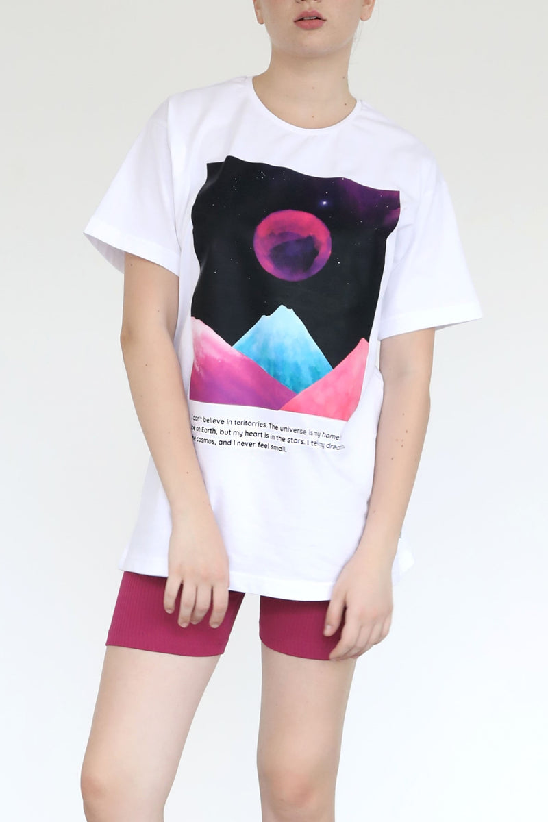 Belong T-shirt - Space Dreams