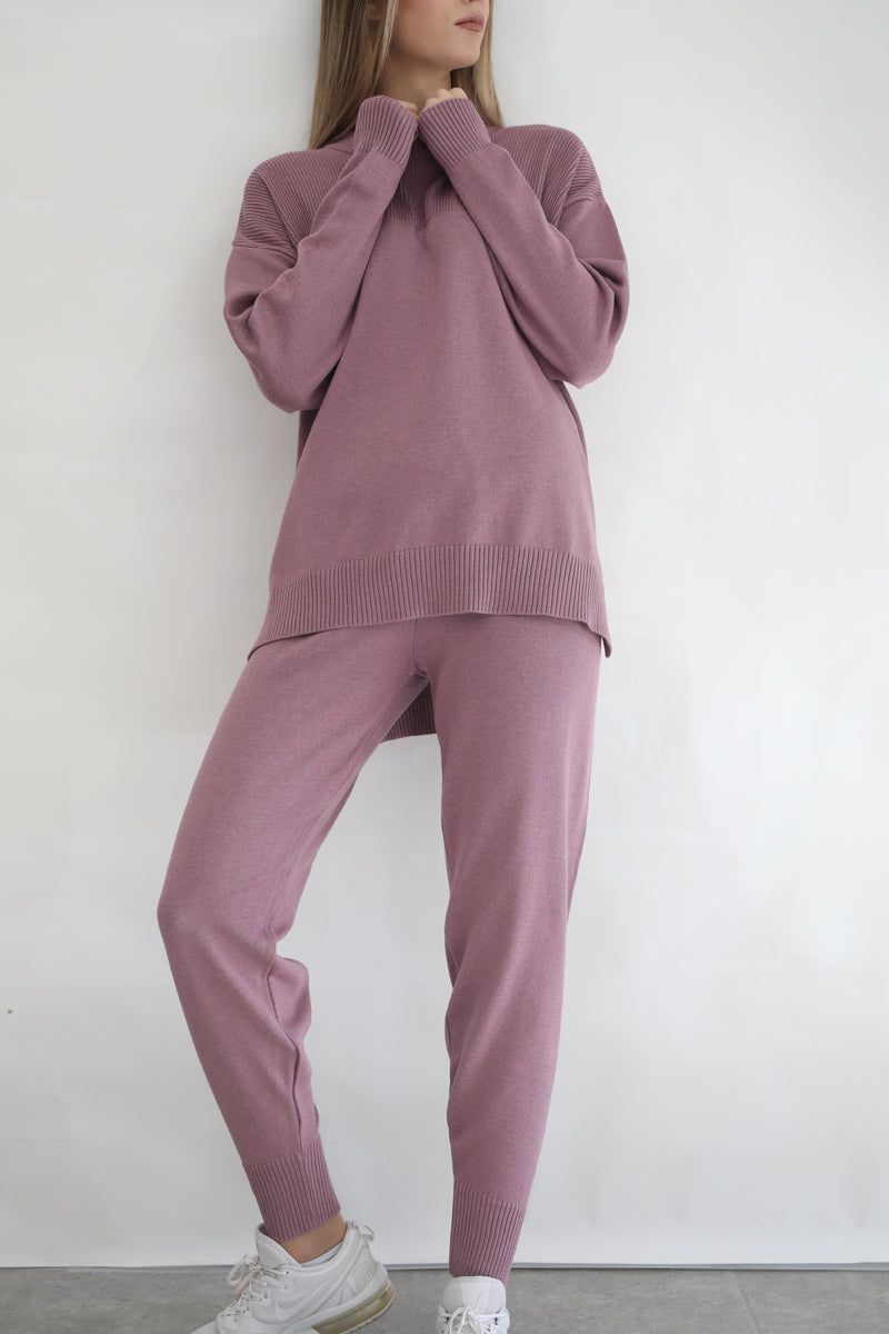 Relaxed Knit Joggers - Berry Nude – RUSH & REEZ