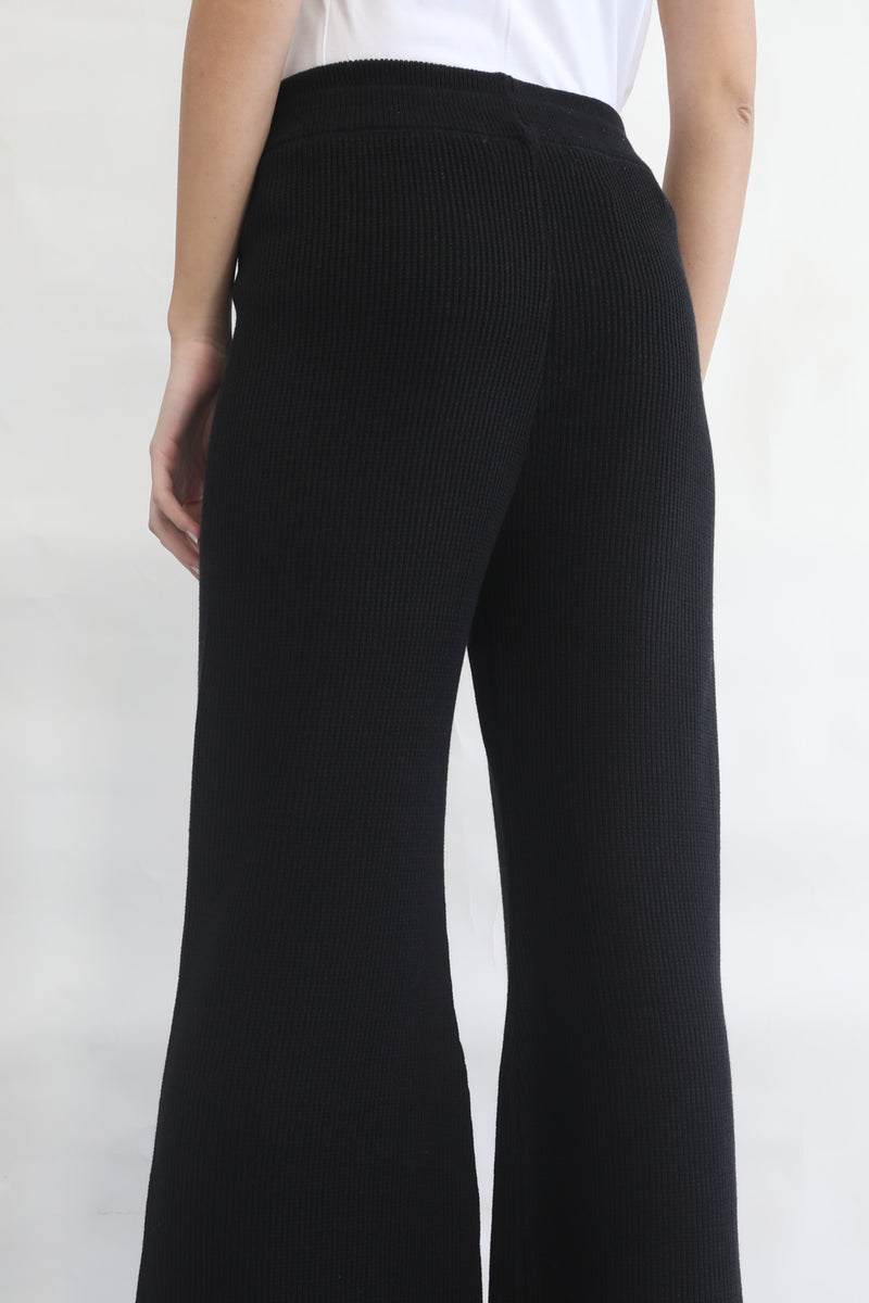 Knit Flare Sweatpants - Black